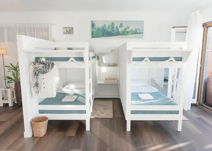 Hostel Laneez Ericeira Surf House